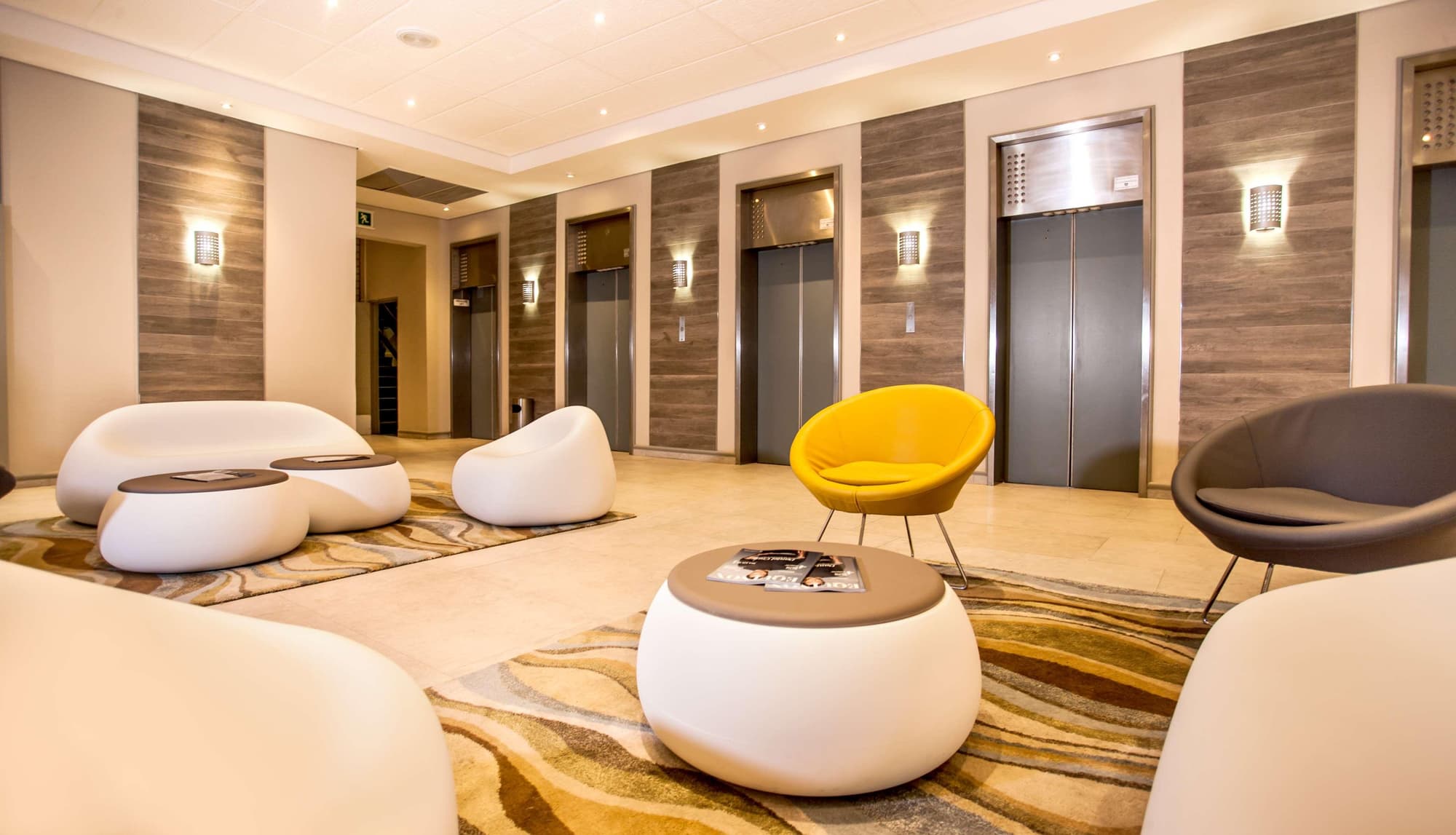 Garden Court South Beach, Lobby