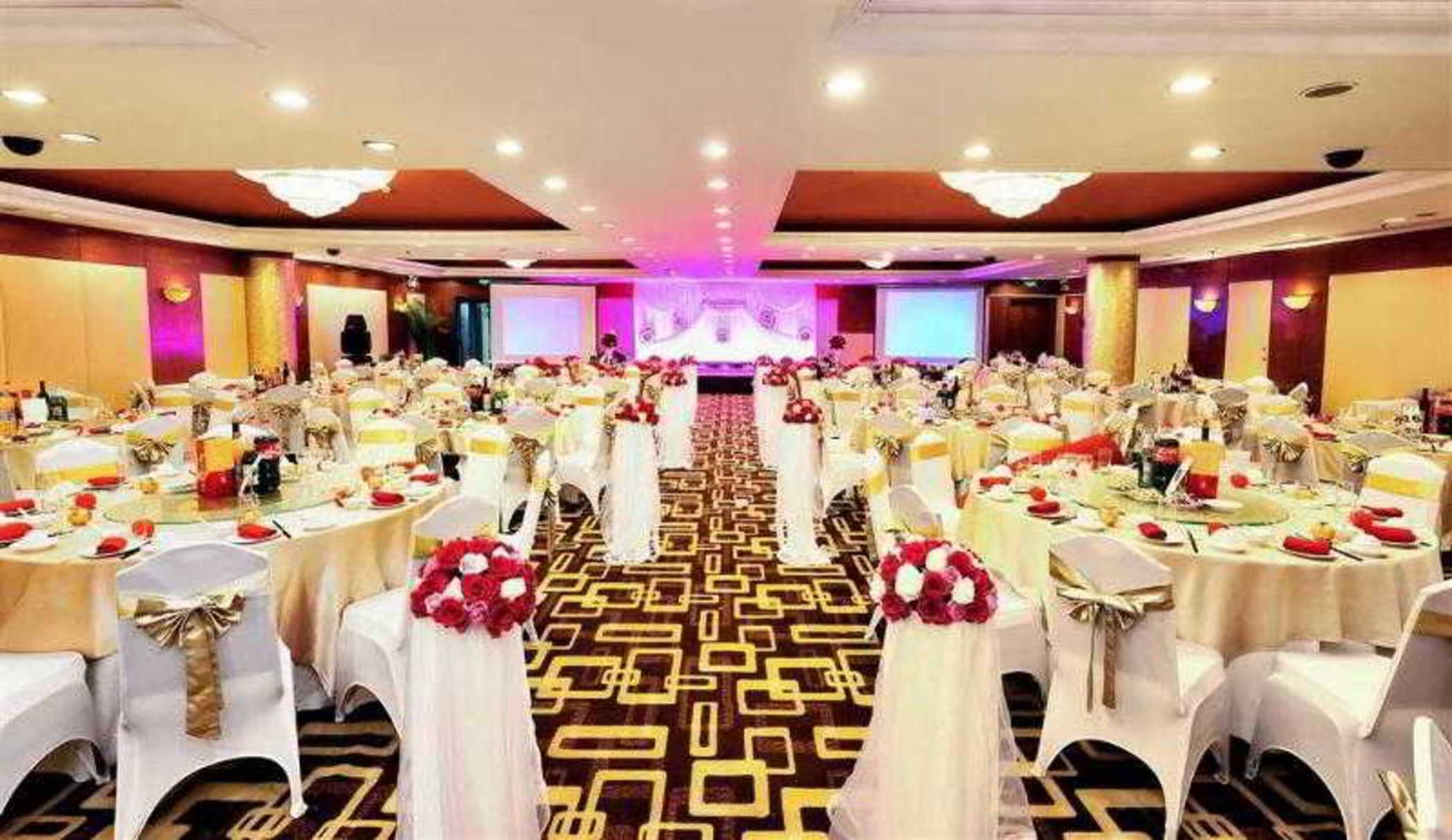 Beijing Xinqiao Hotel, Conferences