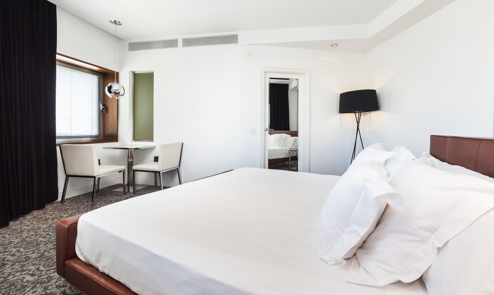 UR Palacio Avenida, Room