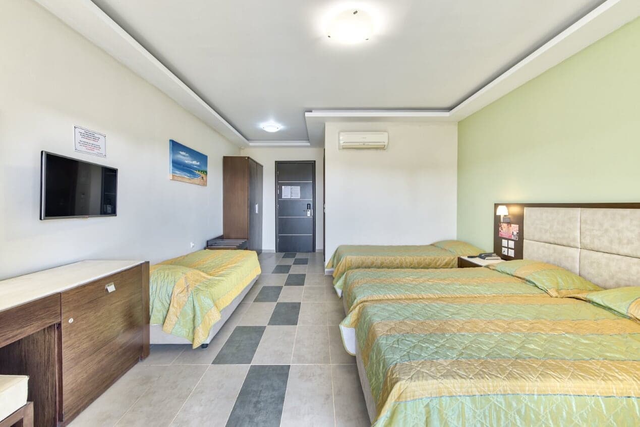 Majestic Hotel & Spa, Room