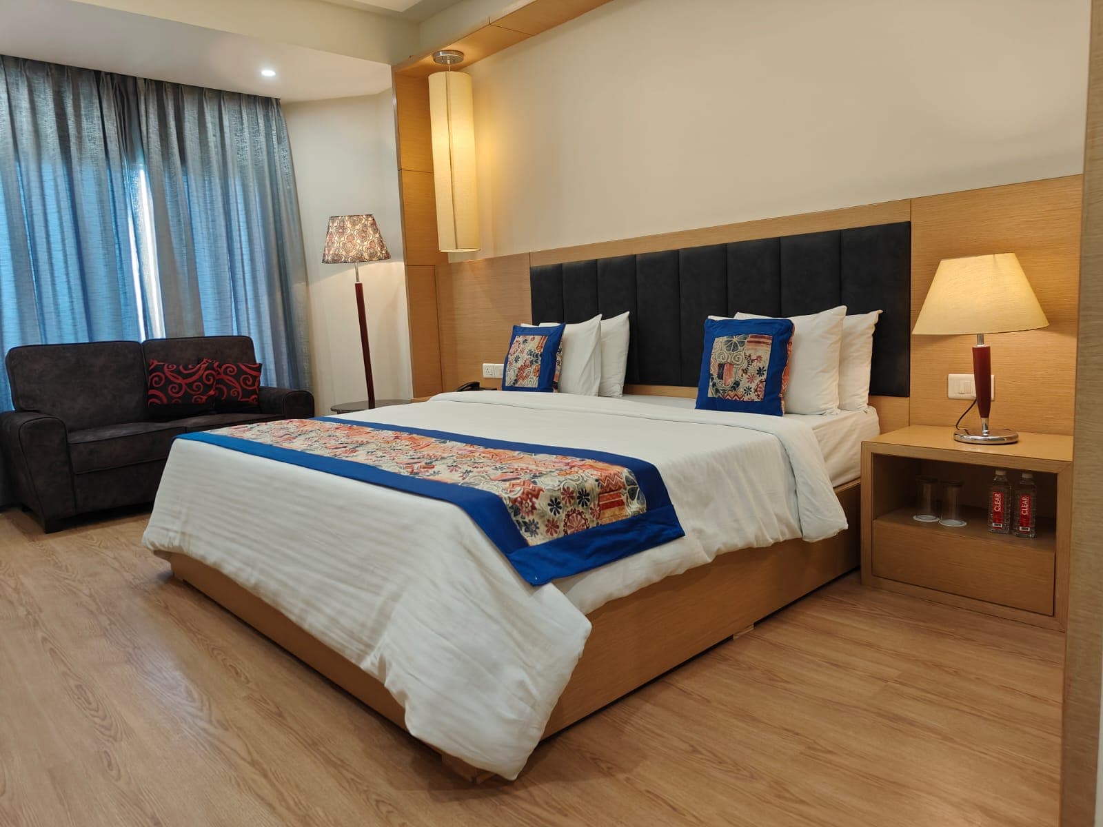 Radiant Globus Hotel, Room