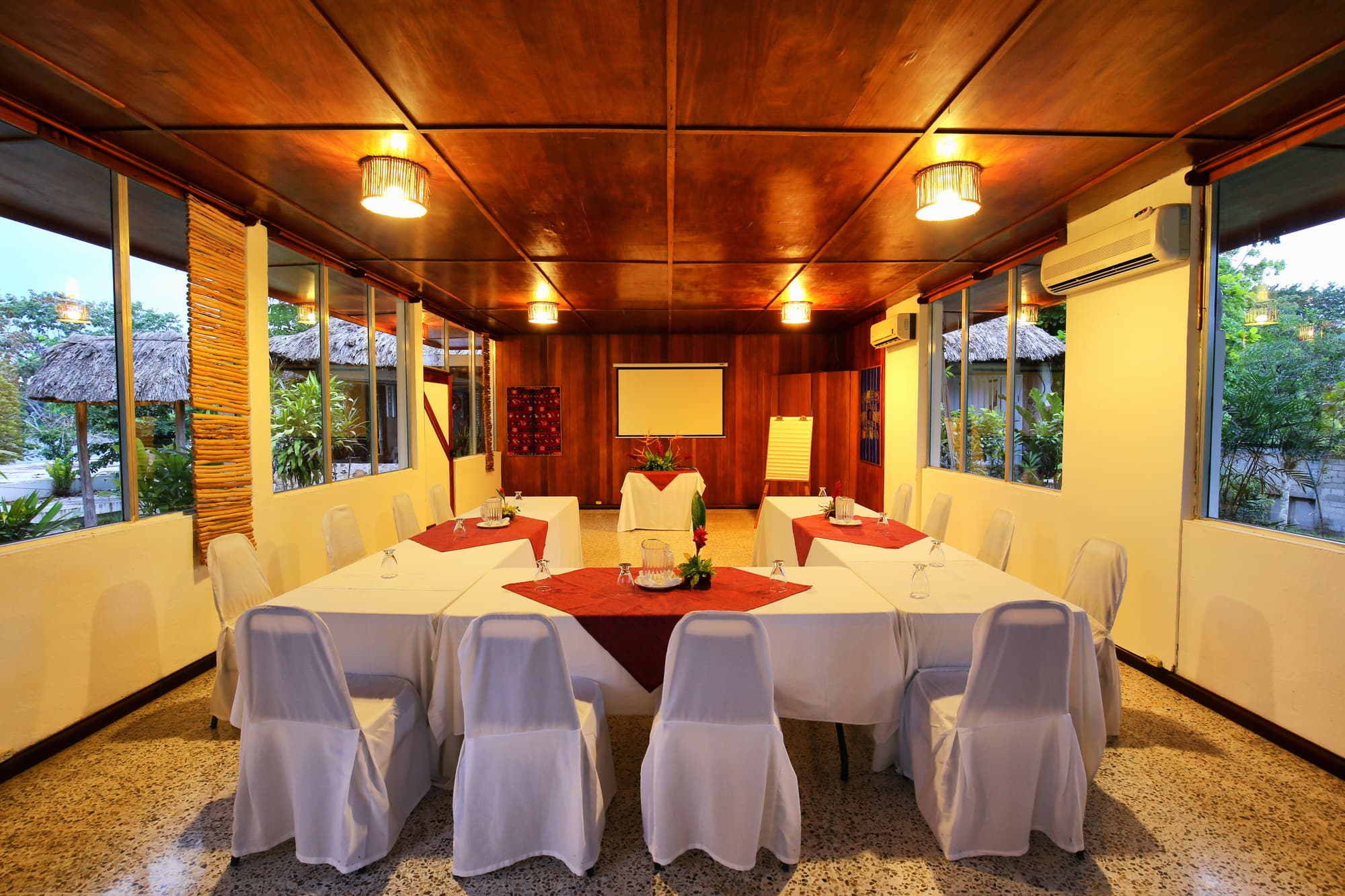 Villa Maya, Conferences