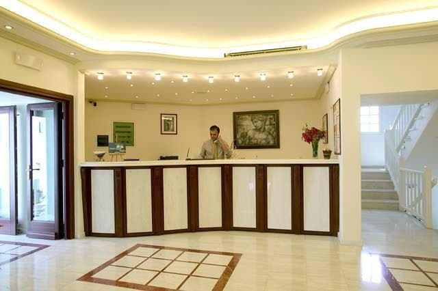 Yiannaki, General view