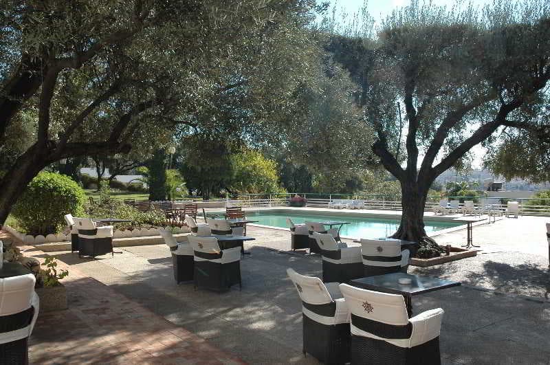 Transatlantique, Terrace