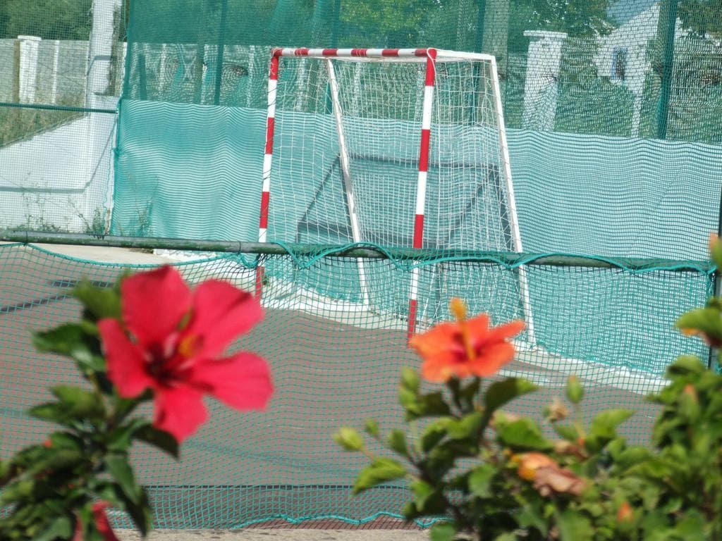 Casa do Vale, Sports and Entertainment