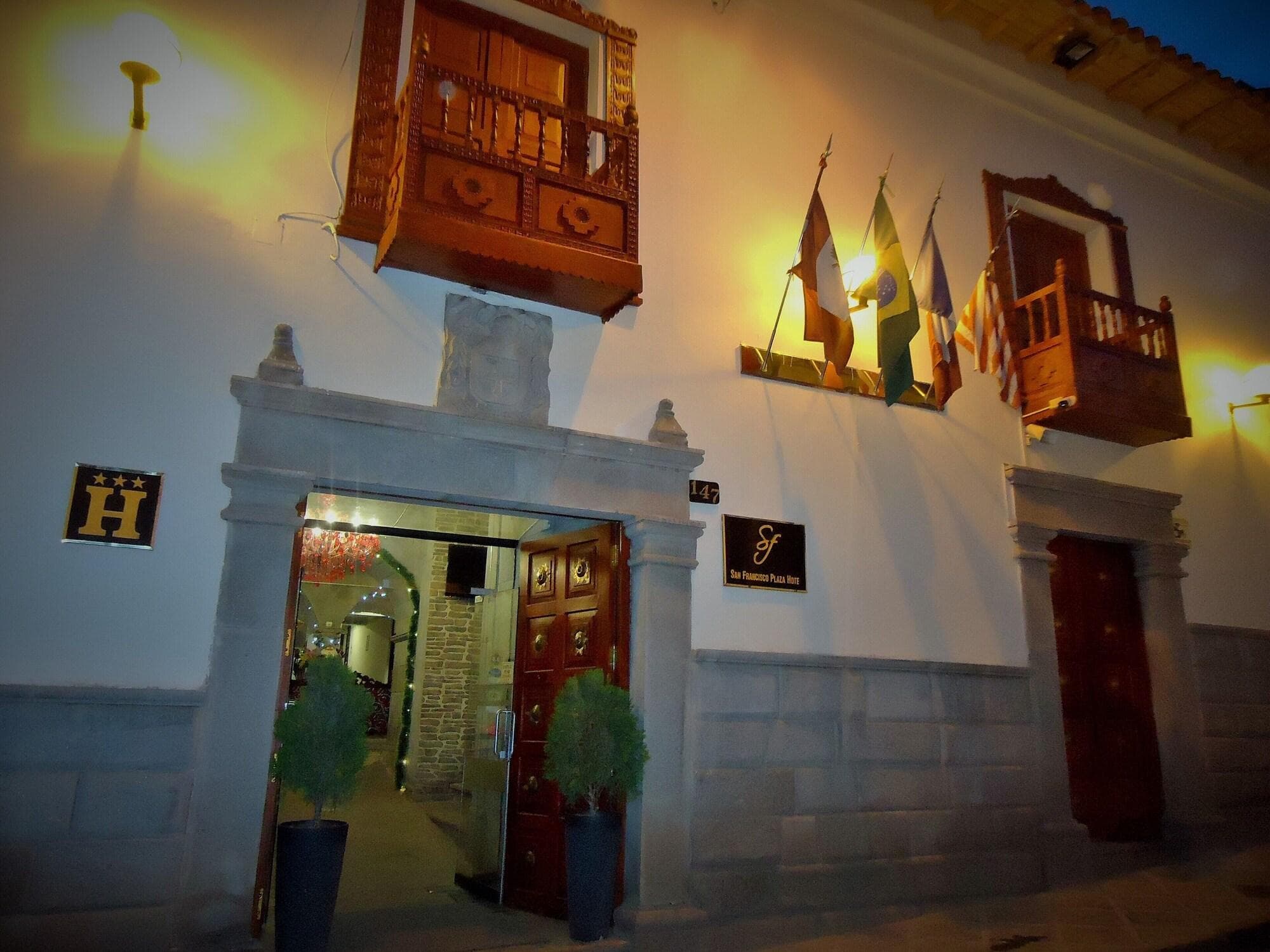 San Francisco Plaza Hotel, General view