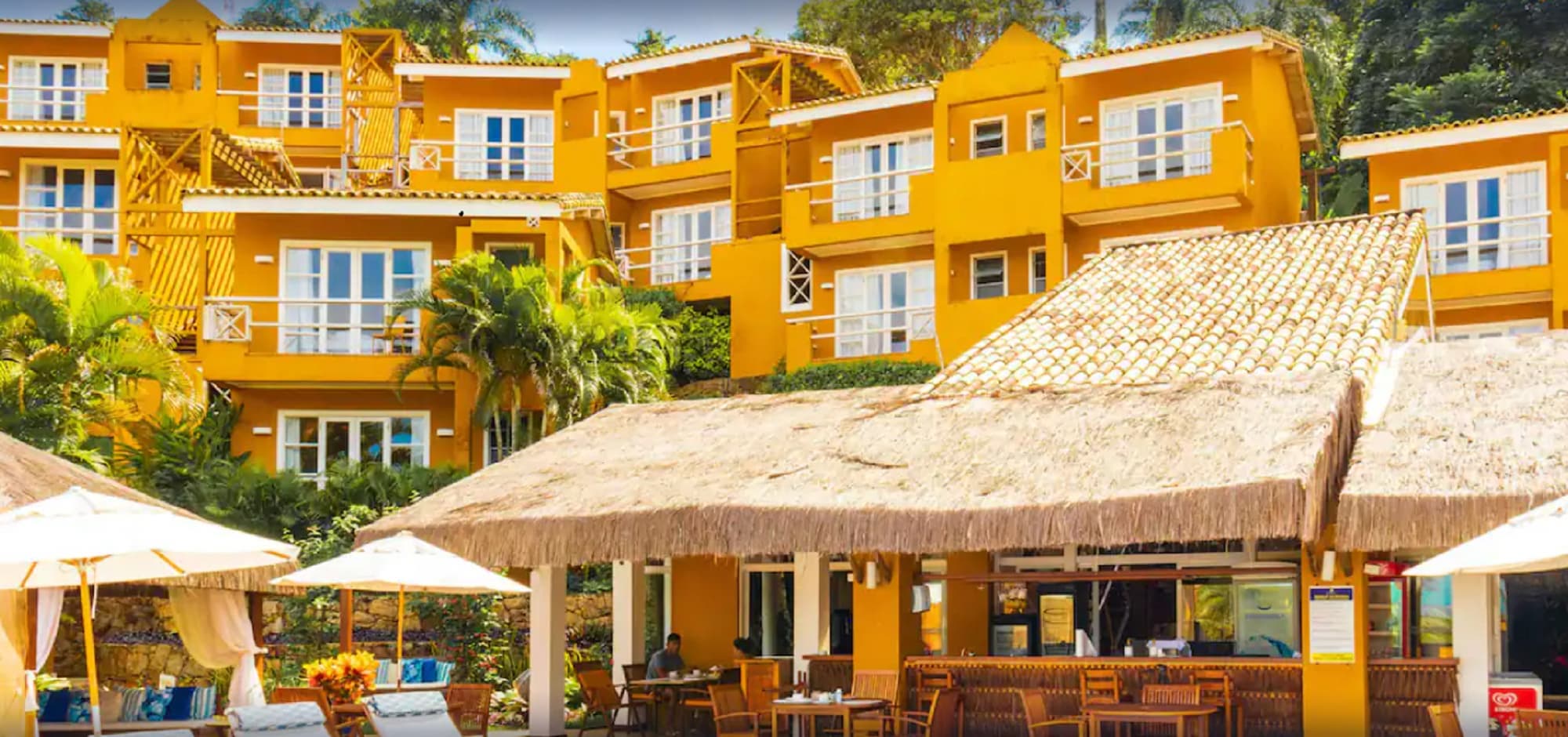 Bahiamarela Boutique, General view