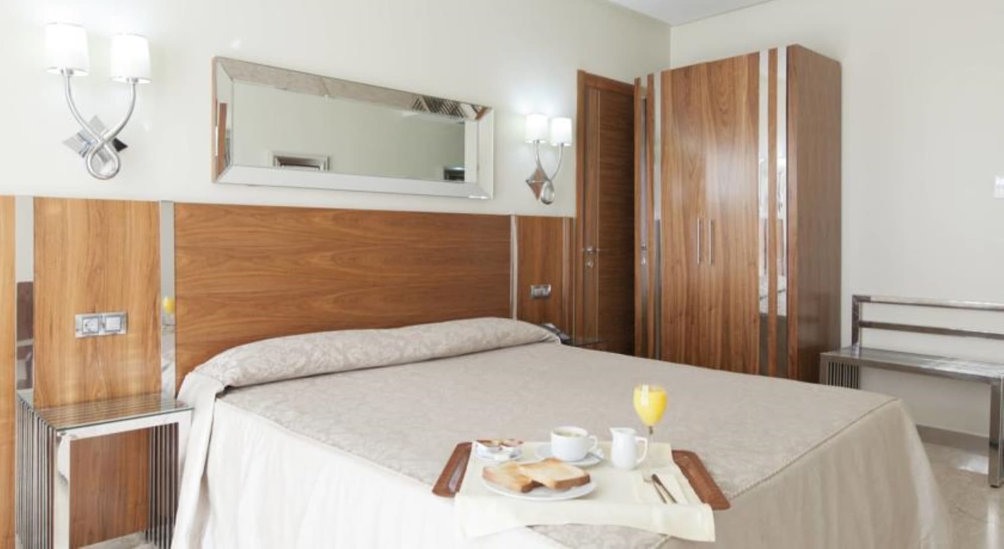 Gran Hotel Corona Sol, Room