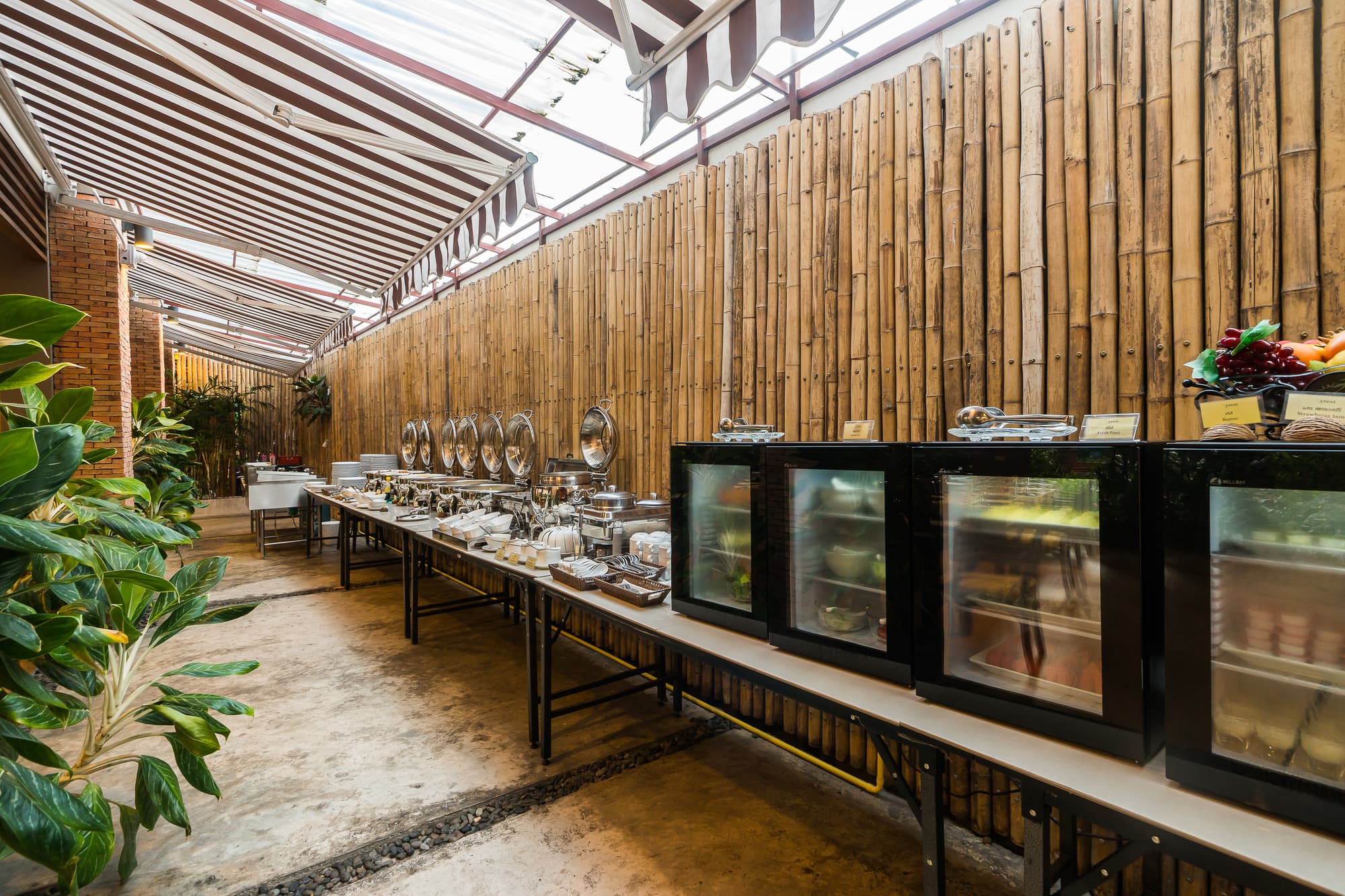 Ayrest Hua Hin Hotel, Restaurant