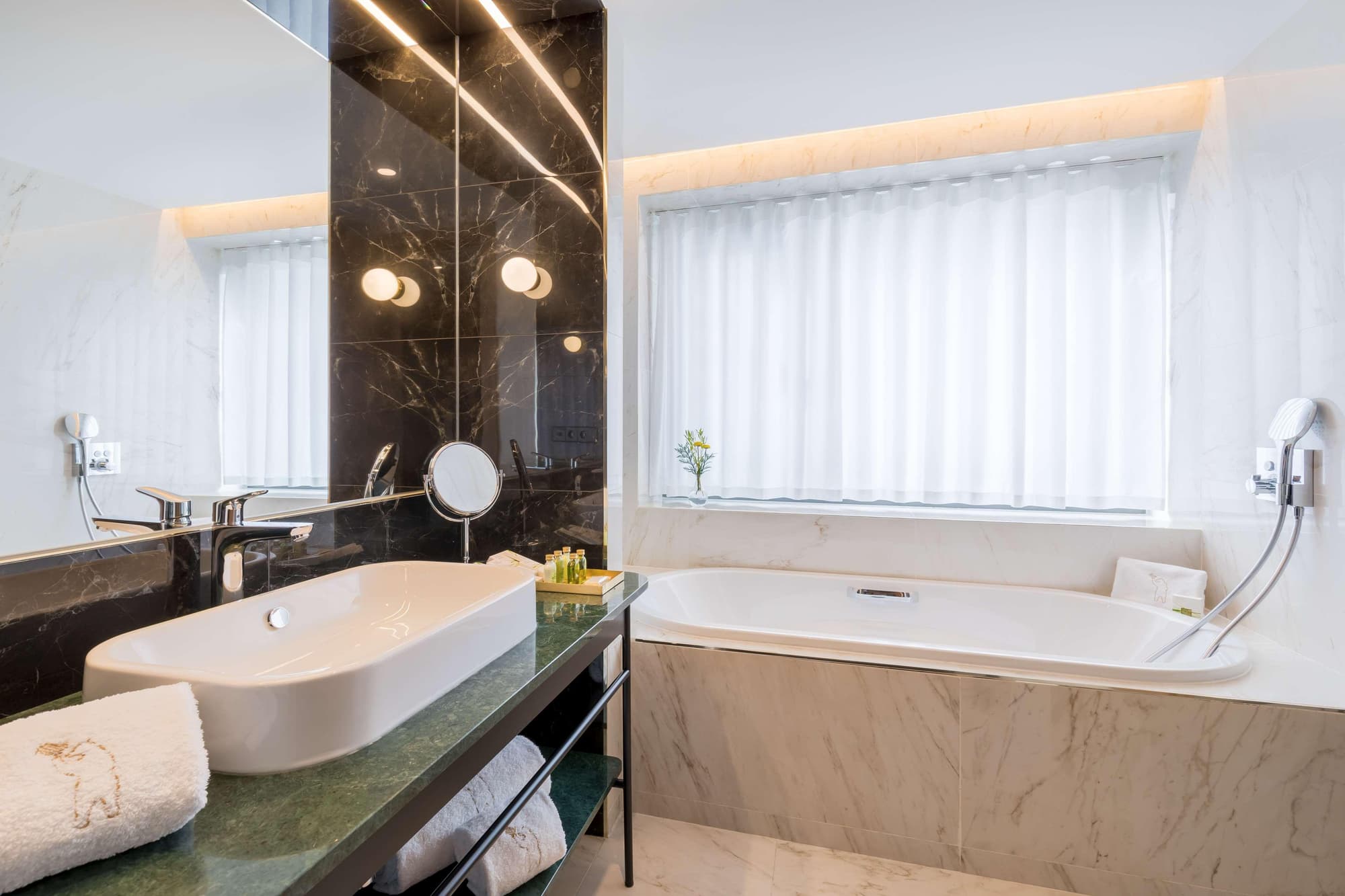 Barceló Torre de Madrid, Room