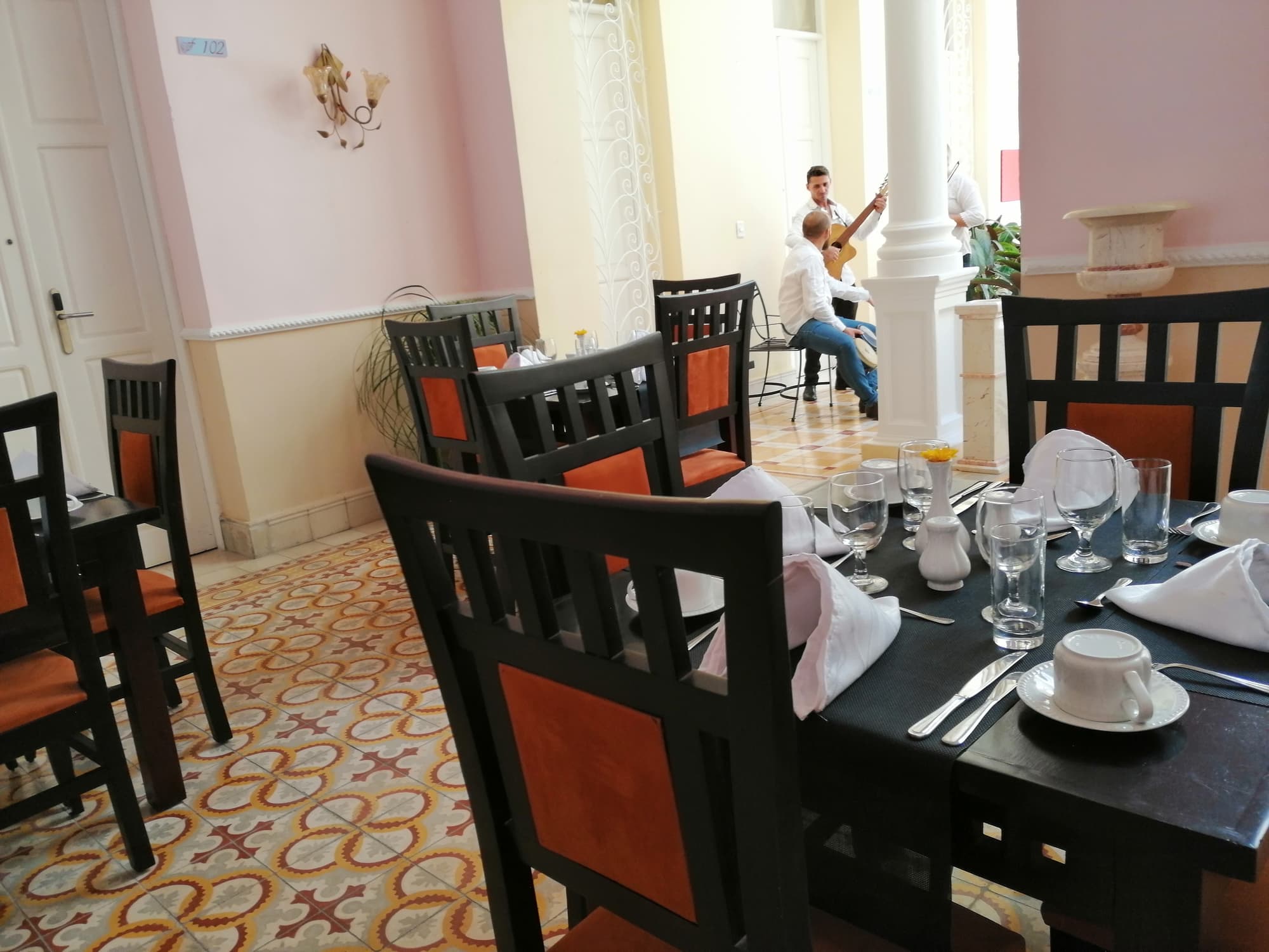 Hotel Floreale, Restaurant