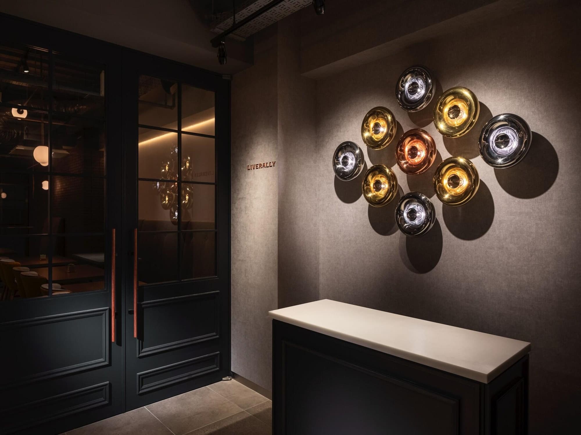 THE LIVELY HONMACHI OSAKA, Lobby