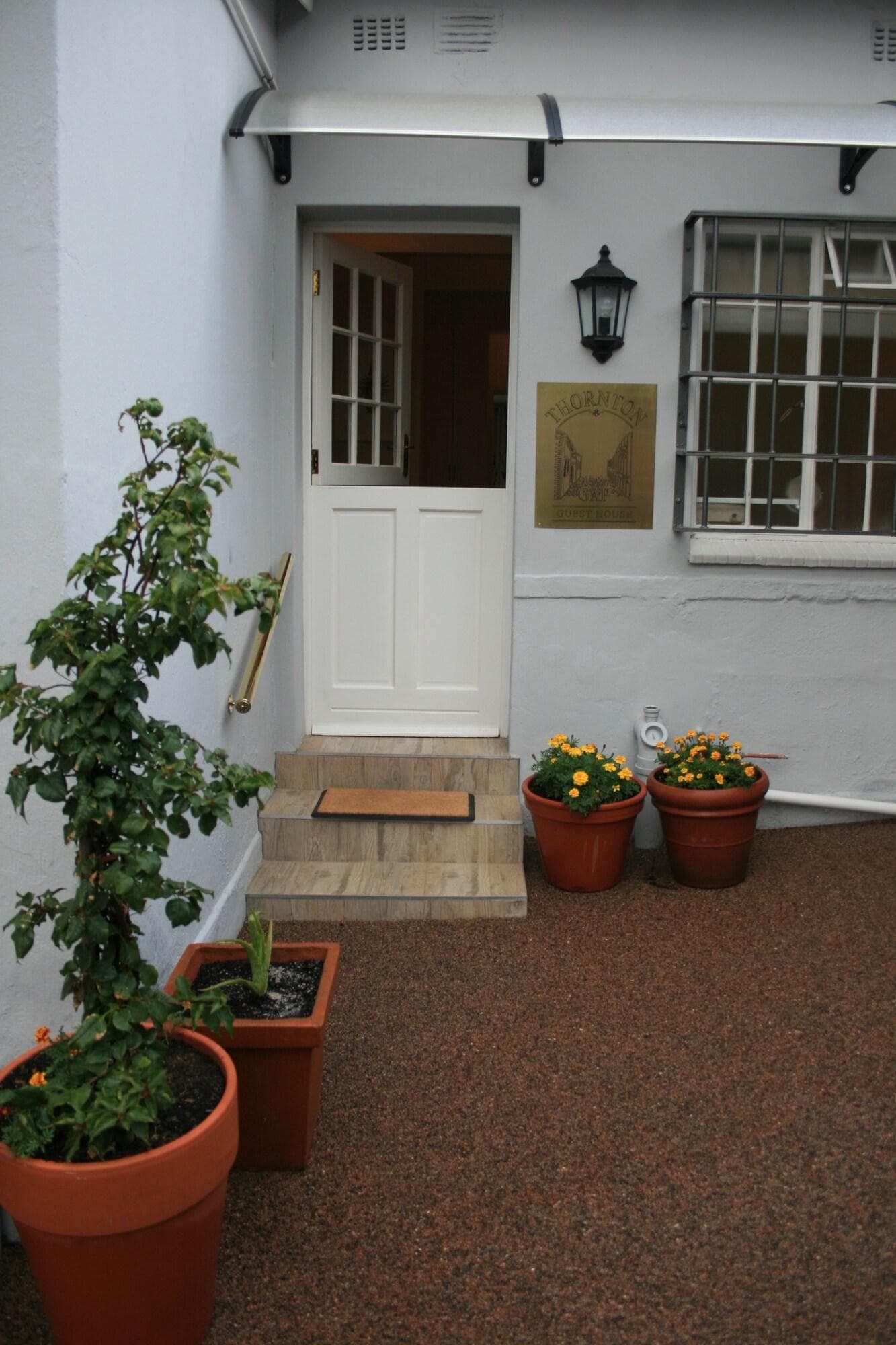Thornton Gap Guesthouse, General view