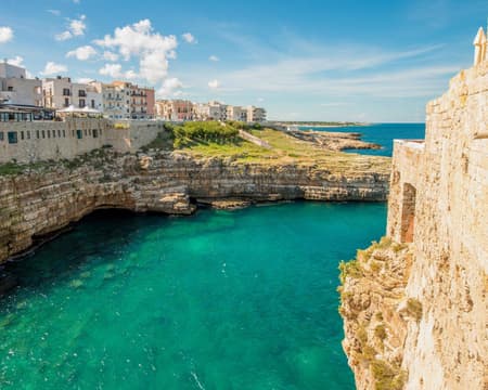 Sortie en bateau depuis Polignano a Mare : une aventure nautique romantique