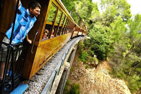 Mallorca in één dag sightseeingtour met boottocht en vintage trein