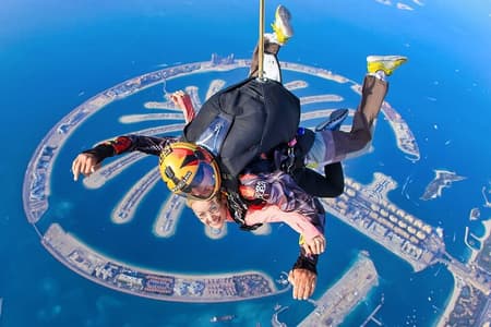 Skydive Palm Dubai – Privé-ervaring met optionele transfers
