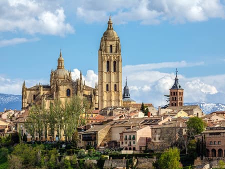 Toledo y Segovia con acceso al Alcázar