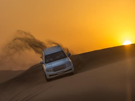 Safari por el desierto, recorrido por las dunas y barbacoa