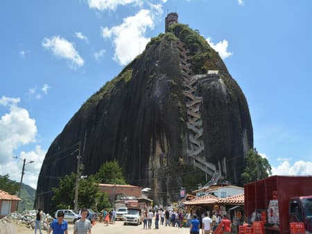 Guatape y El Peñol - Tour Privado