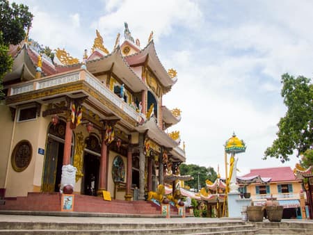 Viaje espiritual a Cao Dai y la Montaña de la Dama Negra - Excursión para grupos pequeños