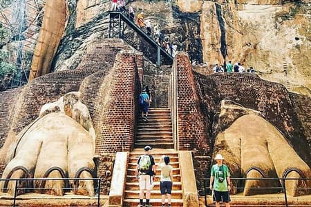 Excursão de um dia a Sigiriya, Dambulla e Polonnnaruwa Trilogy saindo de Colombo