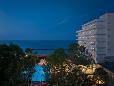 SERENA MAJESTIC HOTEL RESIDENCE, 