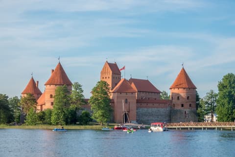 Lithuania the Amberland tour (IT, FR, DE, ES)