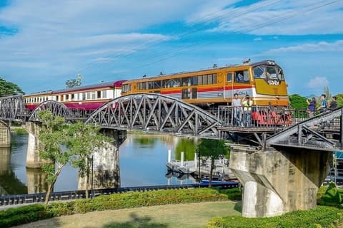 From Bangkok to Chiang Mai through Kanchanaburi