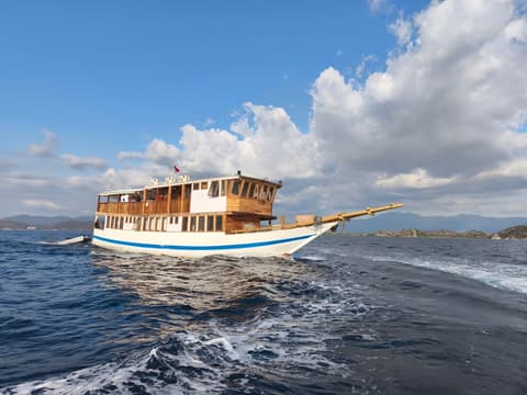 Komodo National Park in Crociera