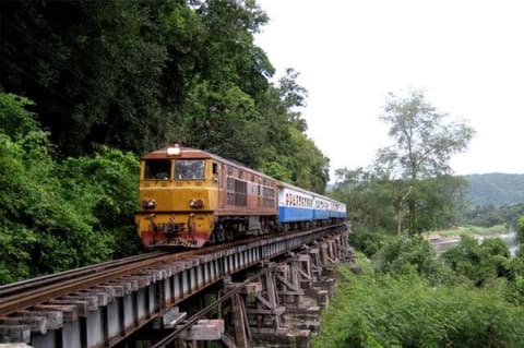 From North to Bangkok: Chiang Rai - Chiang Mai through Kanchanaburi