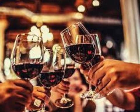 Disfruta de 04 bodegas y show de tango