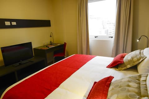 Mérit San Telmo, Featured Image