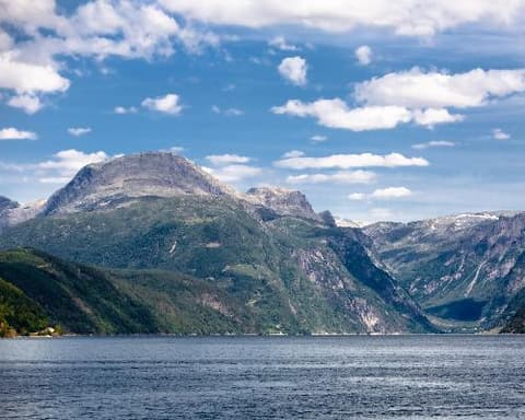 MTPE-10070 FIORDOS NORUEGOS EN INVIERNO