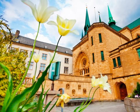 Joyas de Flandes, Valonia y Ruta de Carlomagno