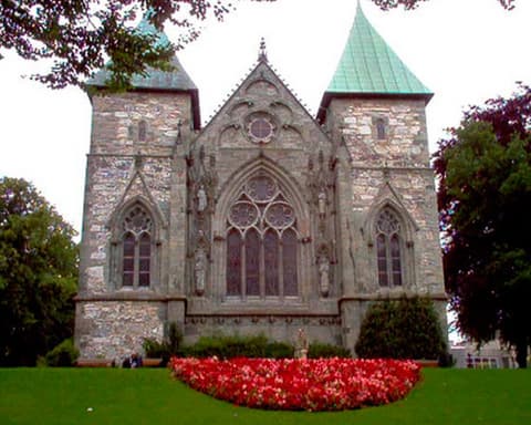 MTPE-10073 TIERRA DE FIORDOS & STAVANGER