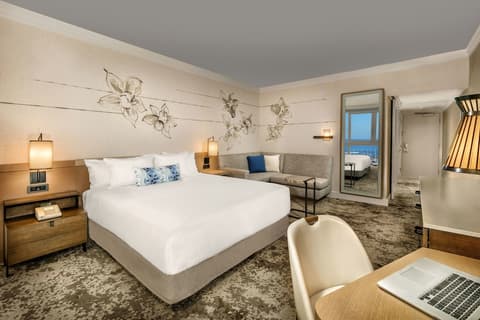 Prince Waikiki, Room