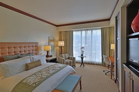 Real InterContinental Costa Rica at Multiplaza Mall, an IHG Hotel, Room