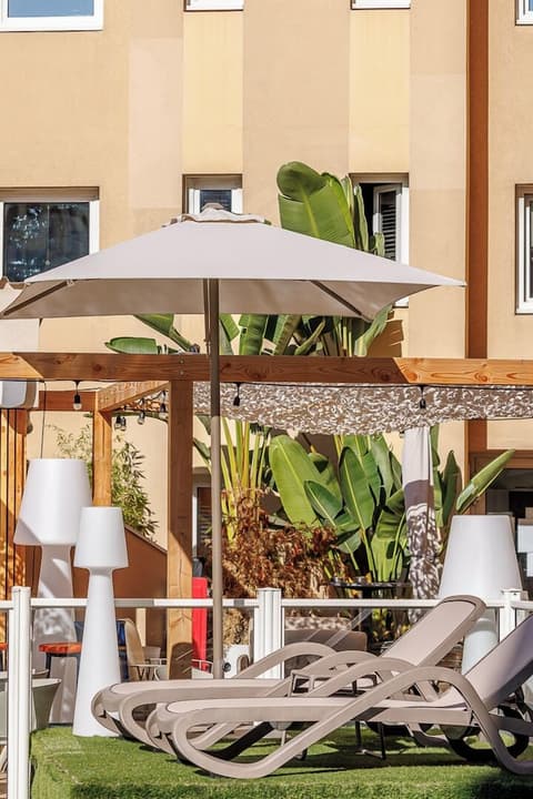 ibis Nice Centre Gare, Terrace/patio