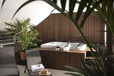 Hotel du Port, Terrace/patio