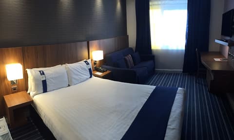 Holiday Inn Express Chester - Racecourse by IHG, Room