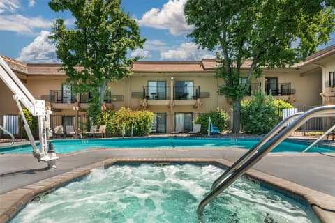 Best Western Plus Sonora Oaks Hotel & Conference Center, Pool