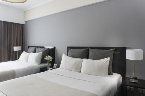 Rochester Classic, Room