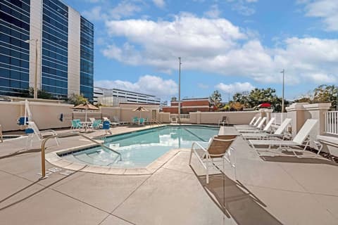 Comfort Suites Downtown, Pool