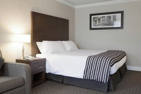 Sandman Hotel Vancouver Downtown, Room