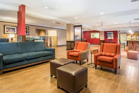 Comfort Inn & Suites Kissimmee by the Parks, Lobby