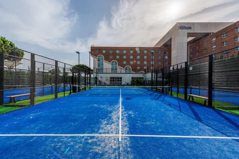 Hilton Rome Airport, Sport court