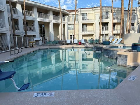 Home2 Suites by Hilton Scottsdale Old Town, Pool
