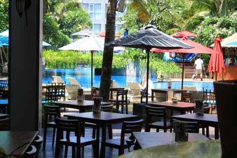 Ramada Encore by Wyndham Seminyak Bali, Pool