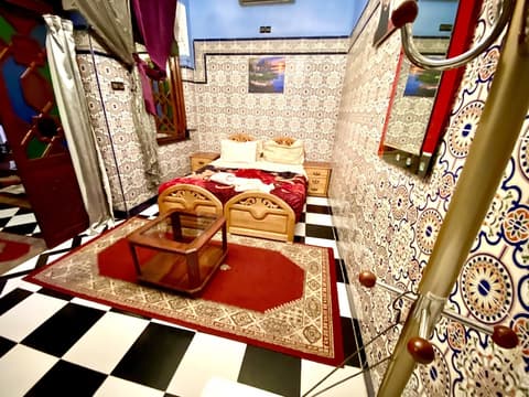 Riad Fatouma, Room