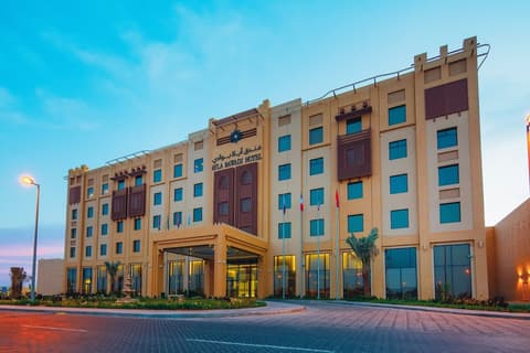 Ayla Bawadi Hotel & Mall, Property entrance
